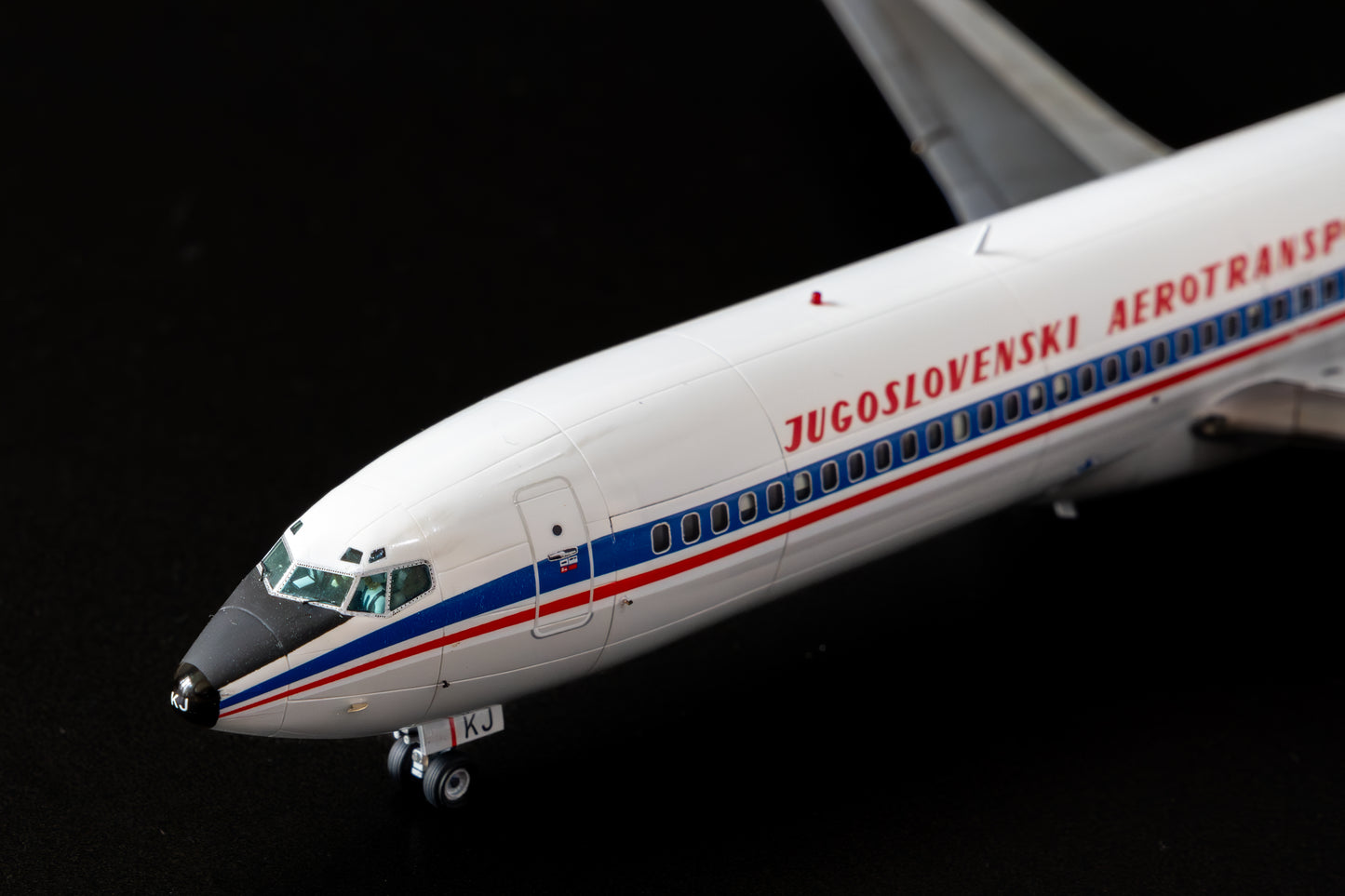 B727-200ADV Yugoslav Airlines 1:144