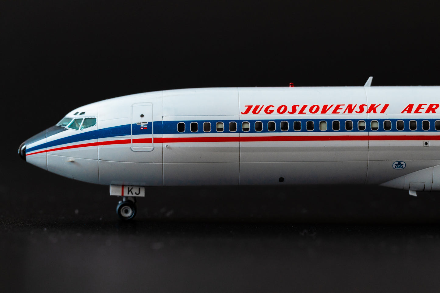B727-200ADV Yugoslav Airlines 1:144